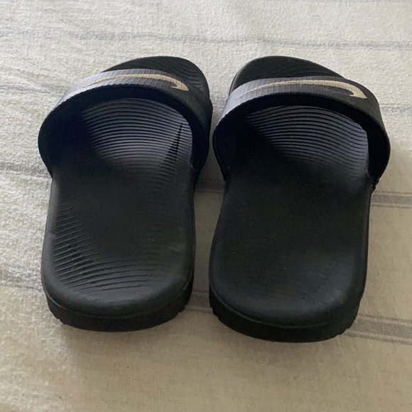 Nike slides. Size 12C - Picture 4 of 6